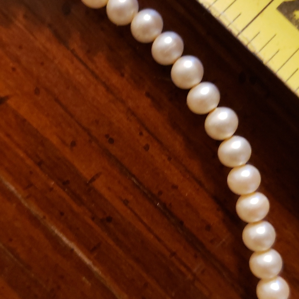 Pearl Necklace off white